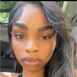 Meet your Posher, Kiyah